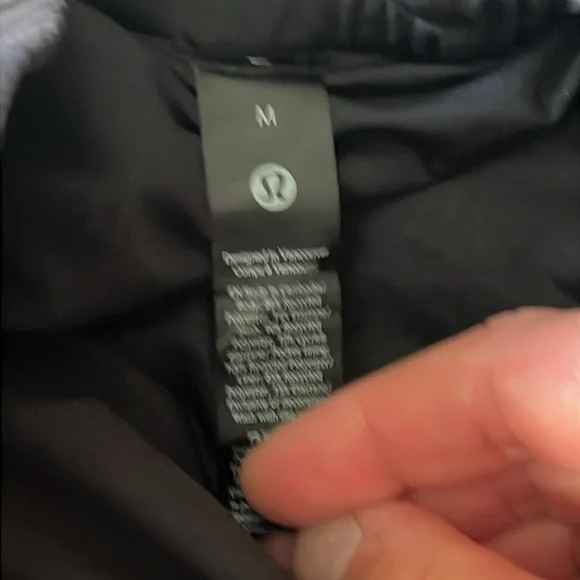 Lululemon Pace Breaker Lined Short 9" Medium (EUC) - Picture 7 of 16